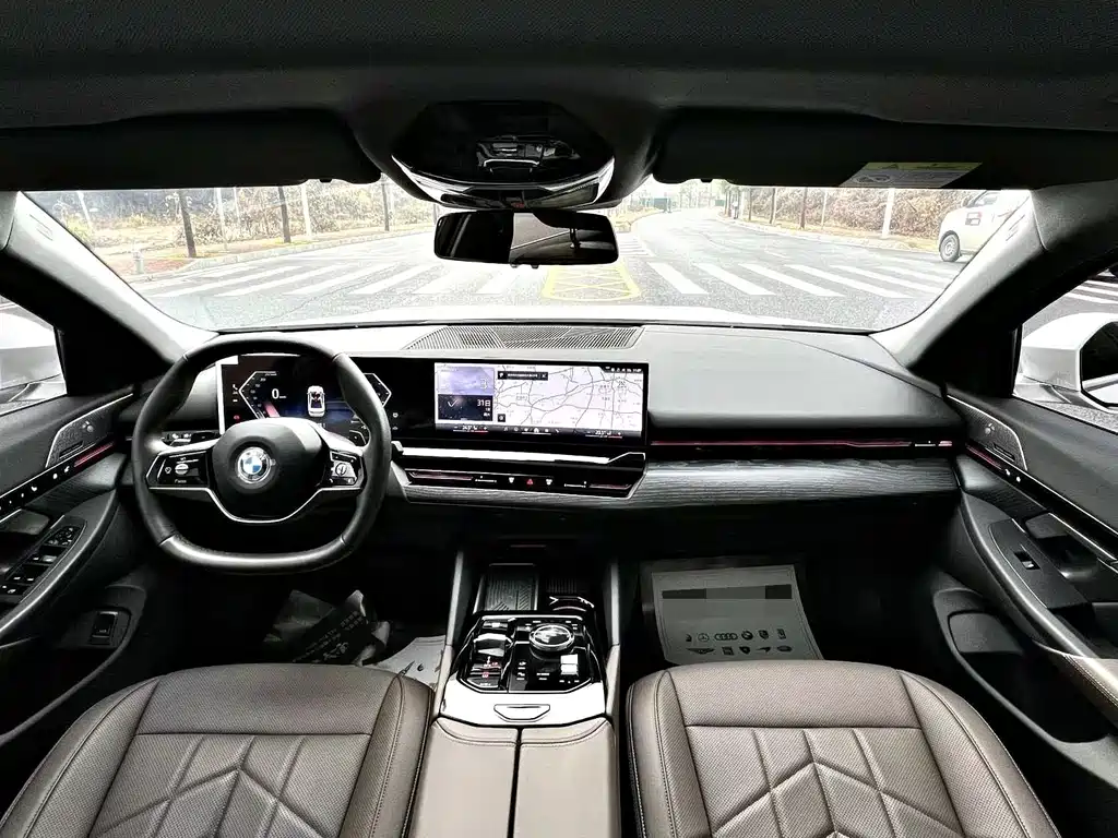 BMW 5 Series 2025