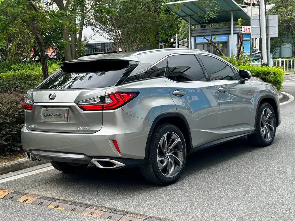 Lexus RX 2018 — фото 4