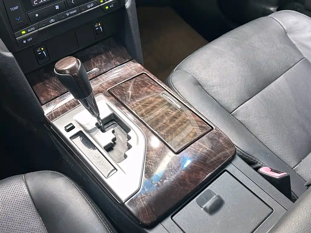 Toyota Camry 2015 — фото 16