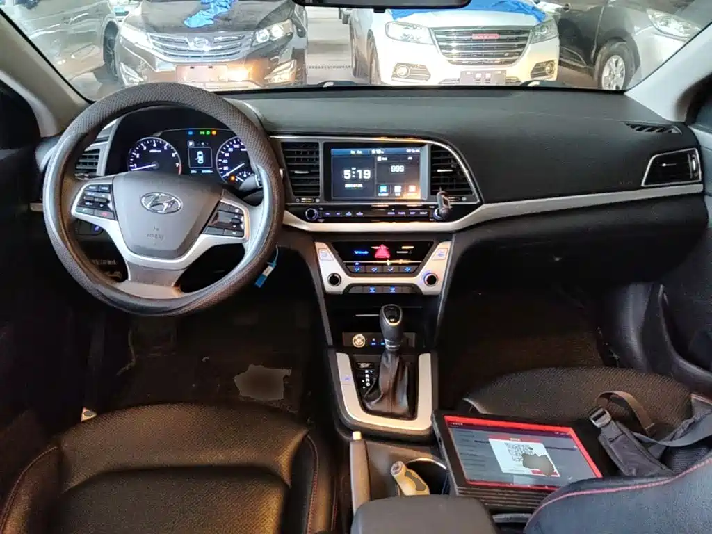 Hyundai Celesta 2017 — фото 10