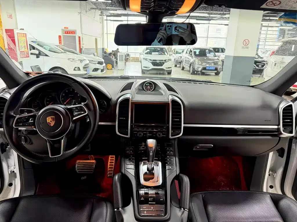 Porsche Cayenne 2015