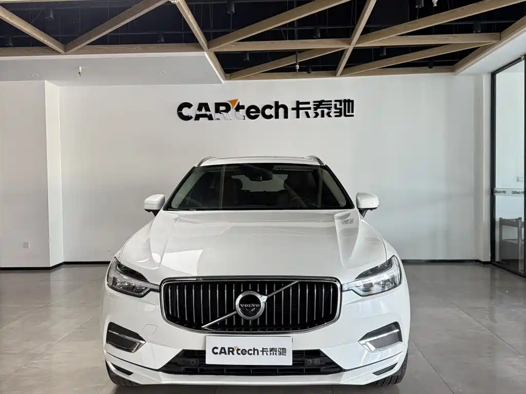 Volvo XC60 2020 — фото 3