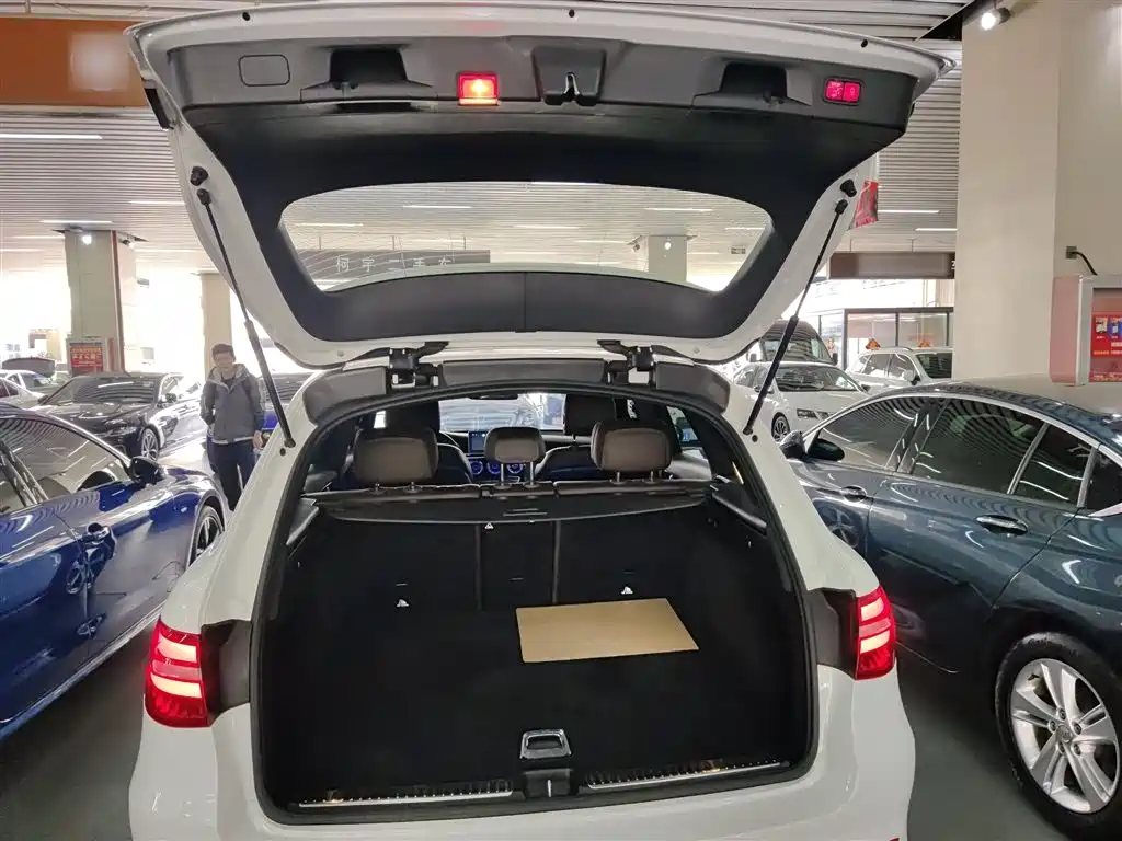 Mercedes-Benz GLC 2019 — фото 15