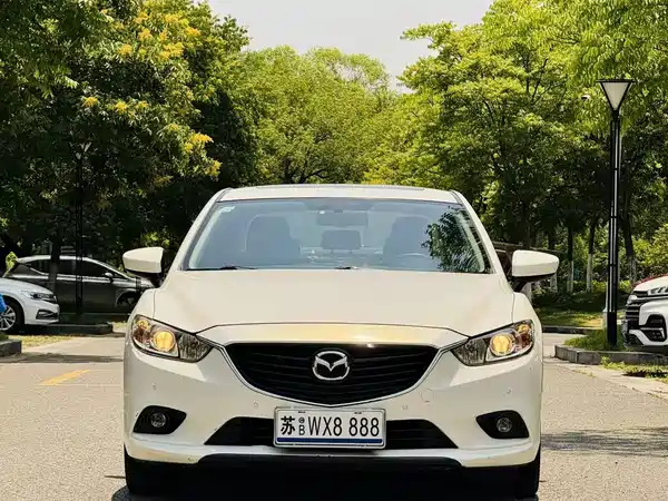 Mazda Atenza 2015