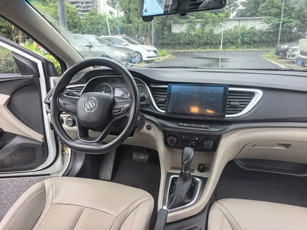 Buick Excelle 2017 — фото 11