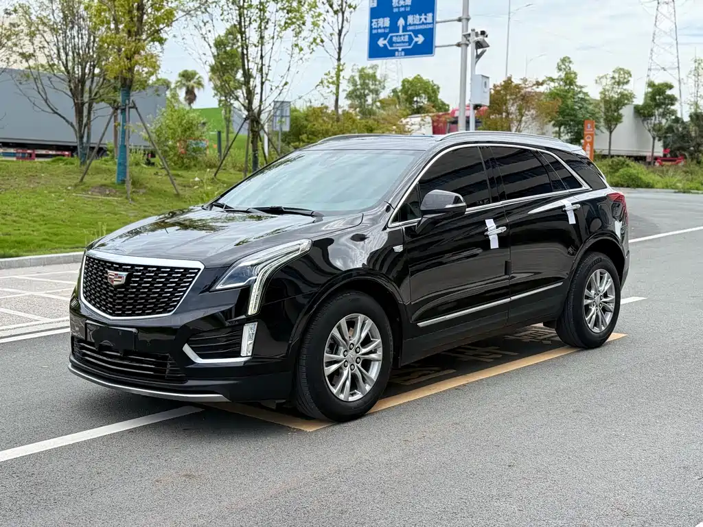 Cadillac XT5 2023 — фото 1