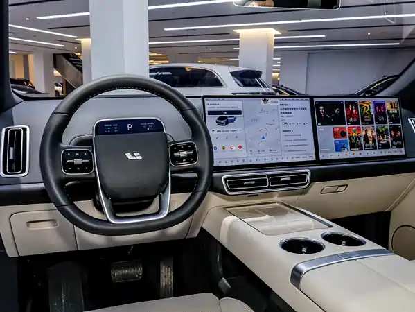 Li Auto L7 2025
