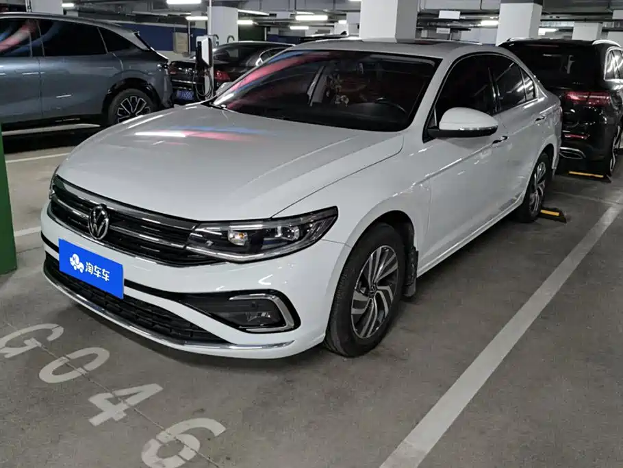 Volkswagen Bora 2023