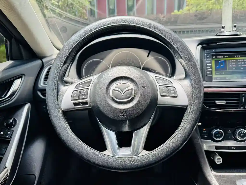 Mazda Atenza 2015 — фото 9