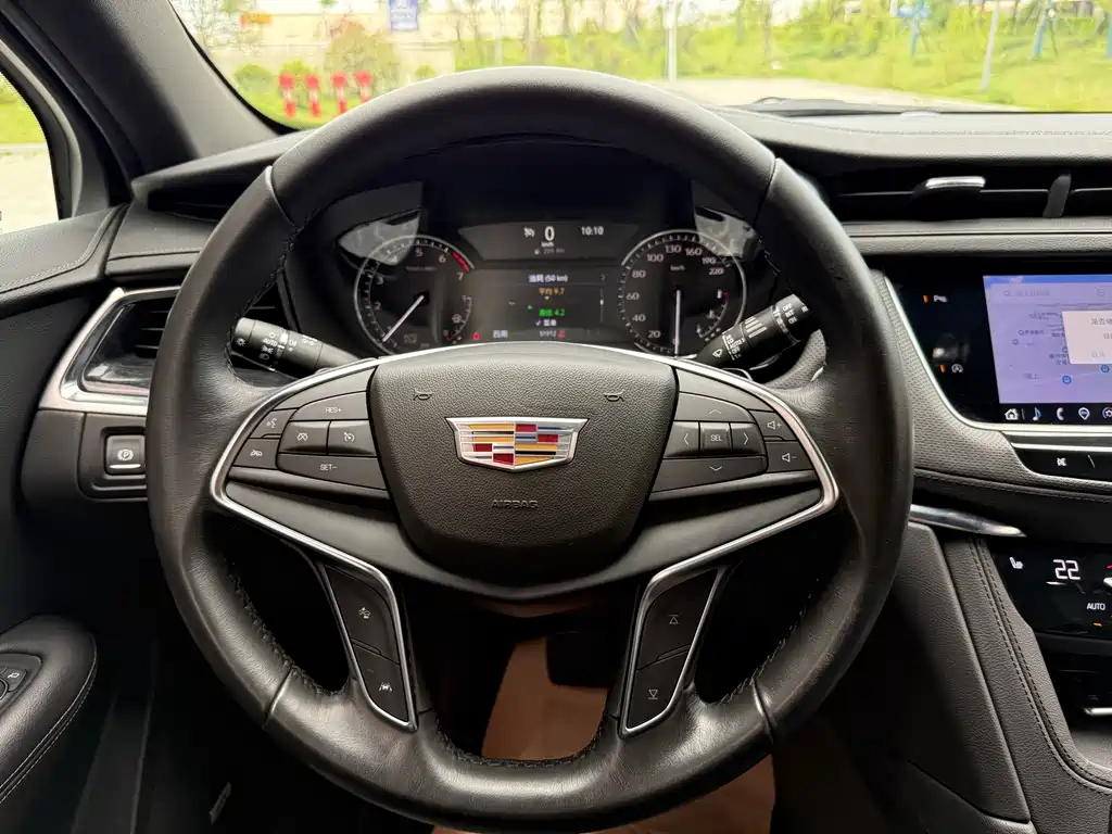 Cadillac XT5 2023 — фото 7