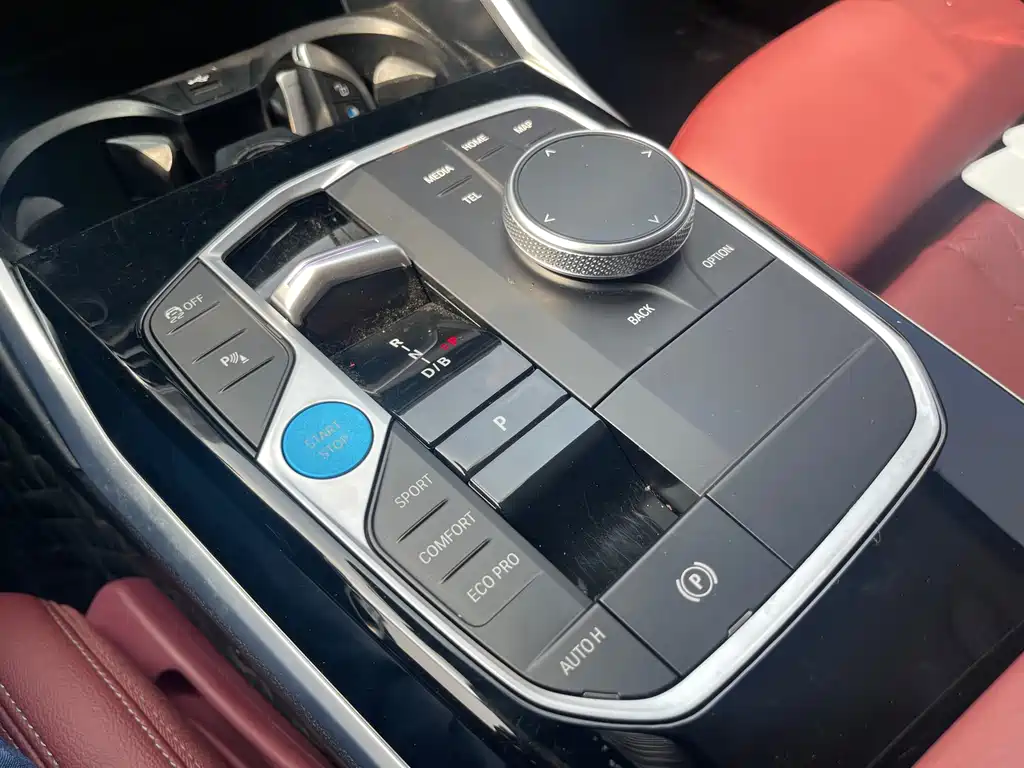 BMW i3 2024 — фото 12
