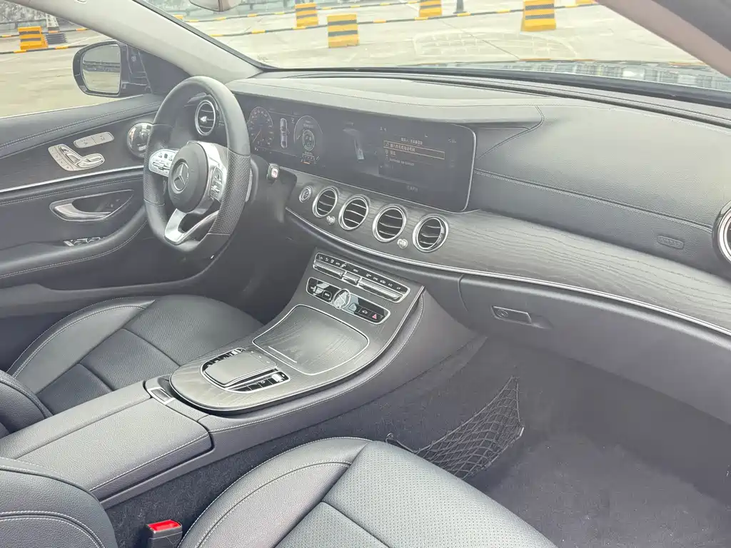 Mercedes-Benz E-Class 2020 — фото 4