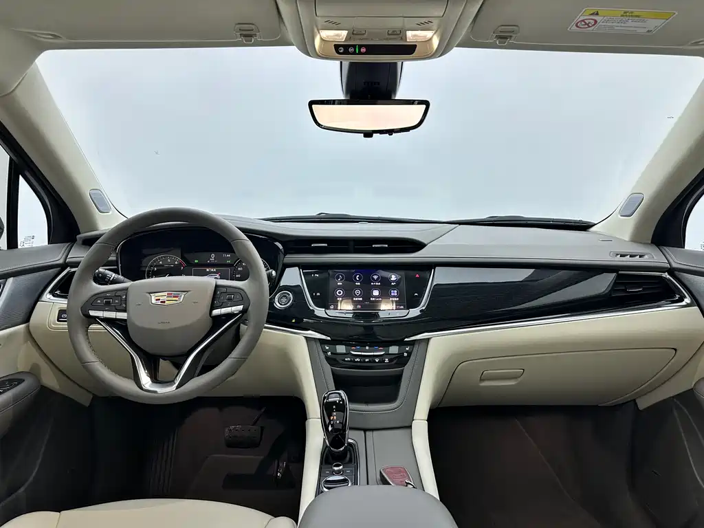 Cadillac XT6 2024 — фото 16