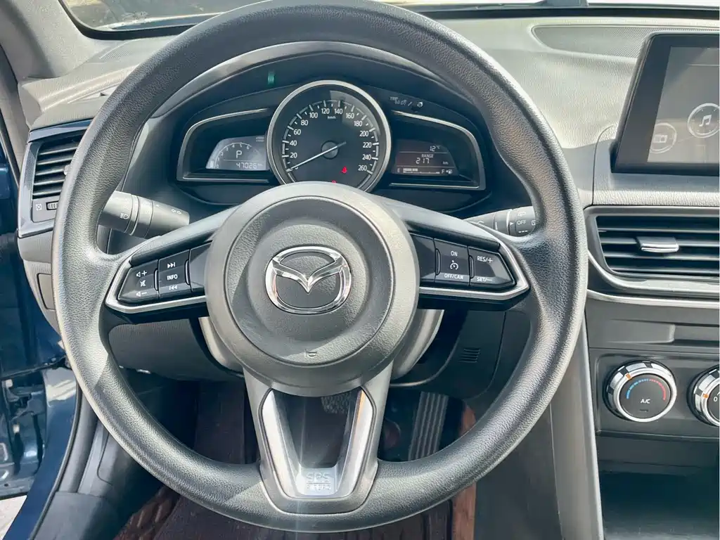 Mazda CX-4 2021 — фото 10