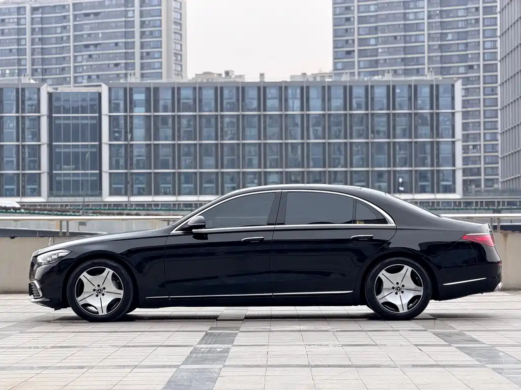 Mercedes-Benz S-Class 2023 — фото 4