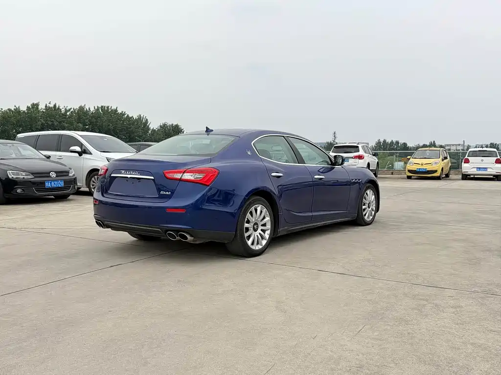 Maserati Ghibli 2014 — фото 16