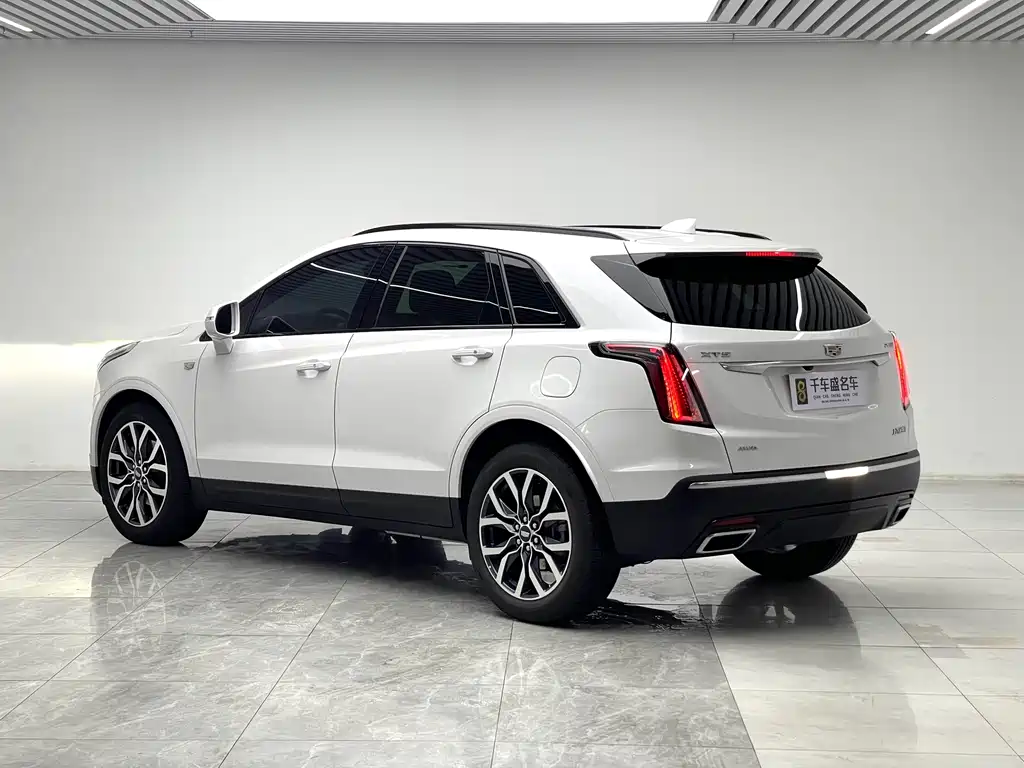 Cadillac XT5 2024 — фото 4
