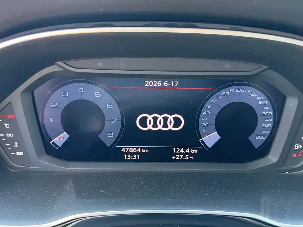 Audi Q3 2021 — фото 6