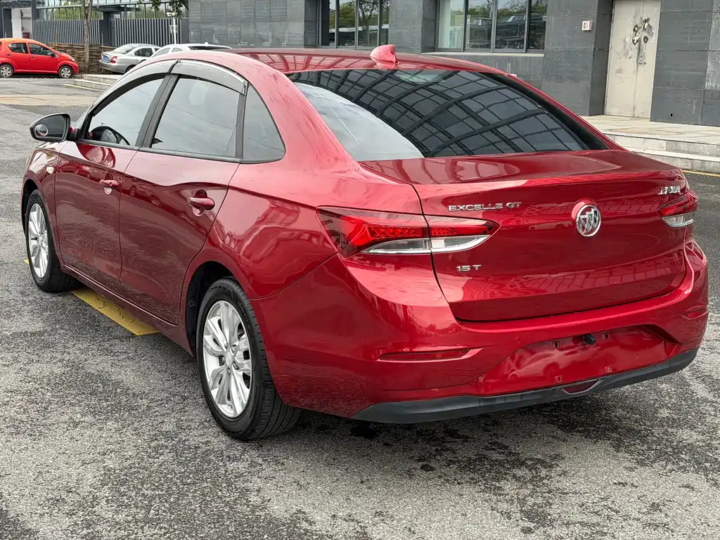Buick Excelle 2018 — фото 14