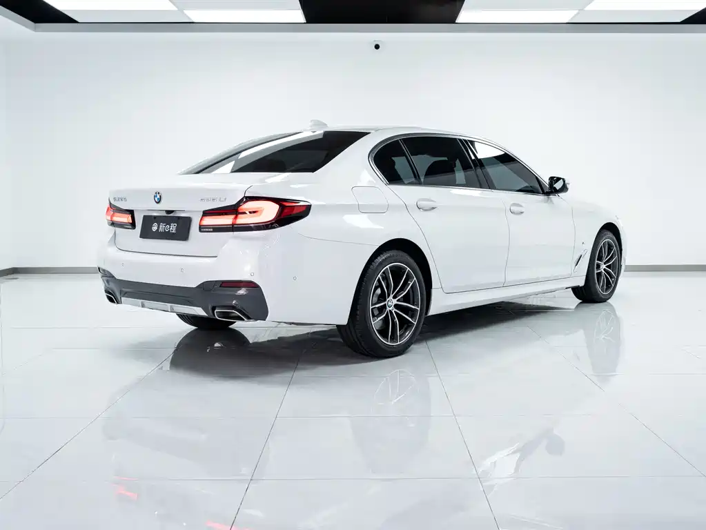 BMW 5 Series 2022