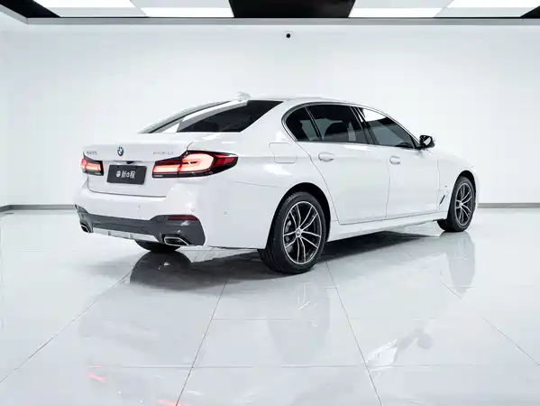 BMW 5 Series 2022