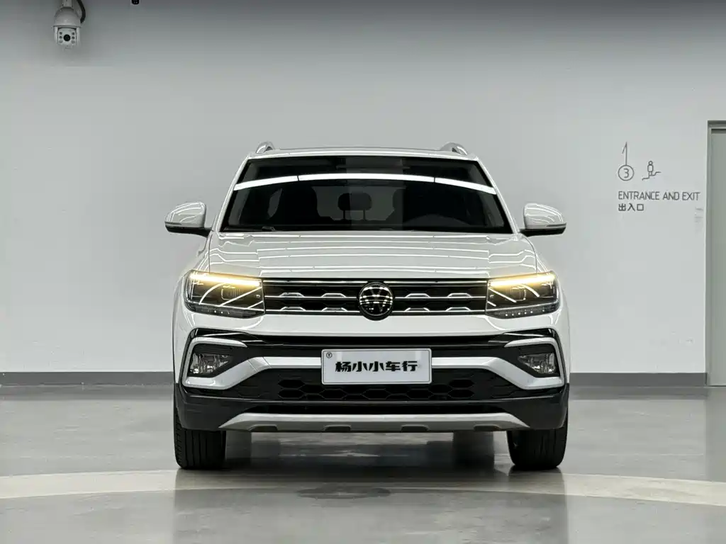 Volkswagen T-Cross 2022 — фото 2