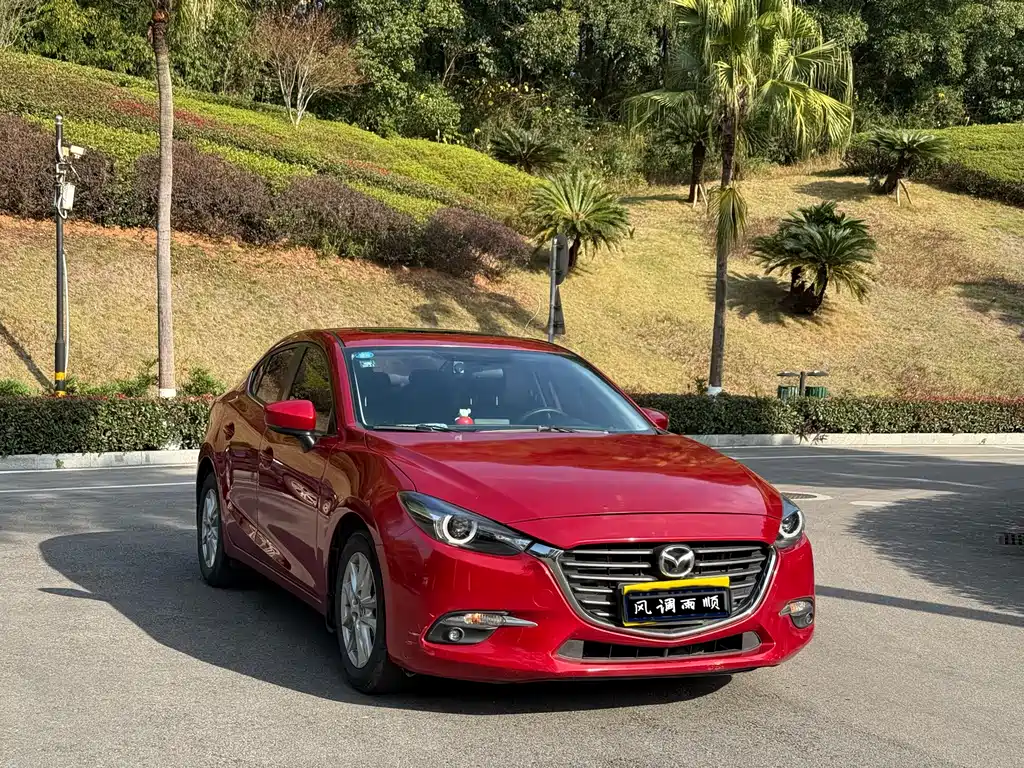 Mazda 3 Axela 2019 — фото 3