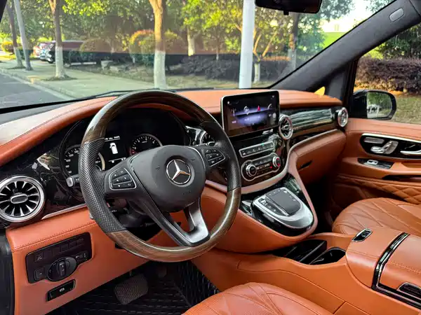 Mercedes-Benz Vito 2021