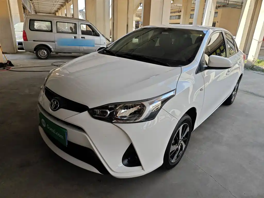 Toyota Yaris L 2019 — фото 2