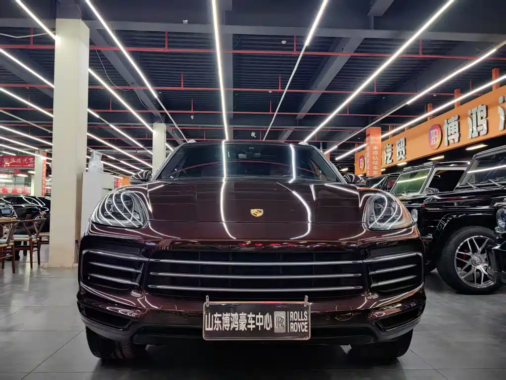 Porsche Cayenne 2019 — фото 2