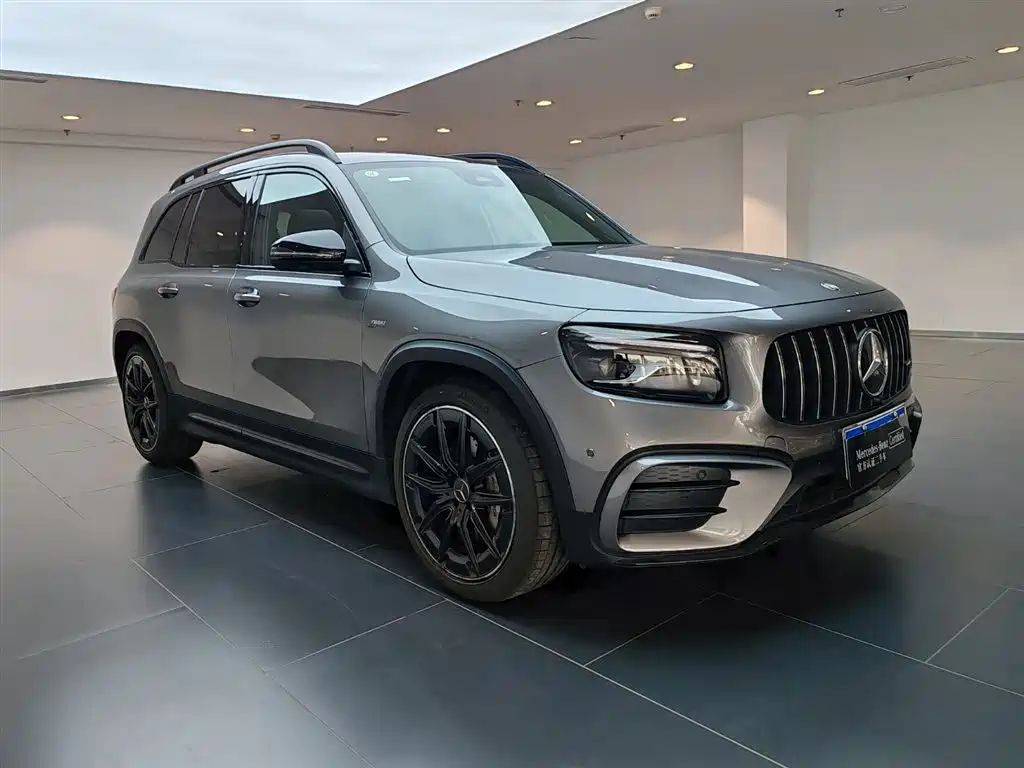 Mercedes-Benz GLB AMG 2025 — фото 3