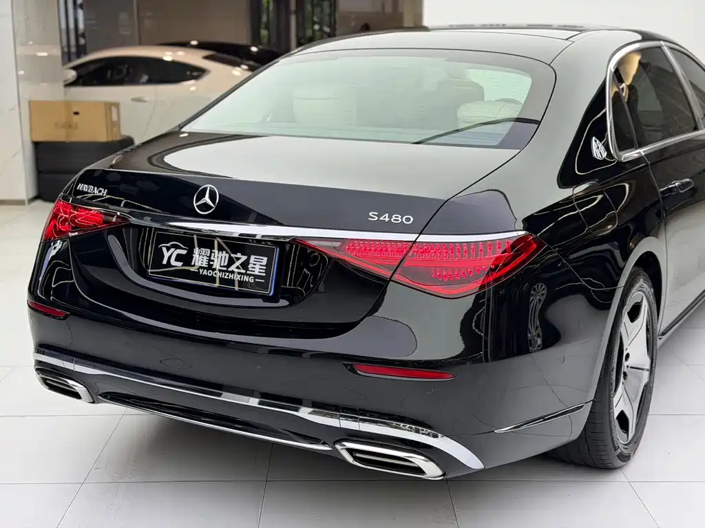 Mercedes-Benz Maybach S-Class 2023 — фото 12