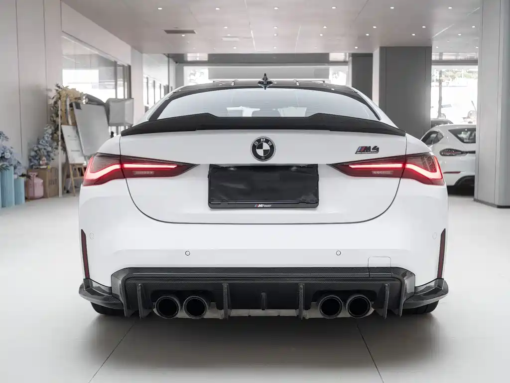 BMW M4 2021 — фото 6