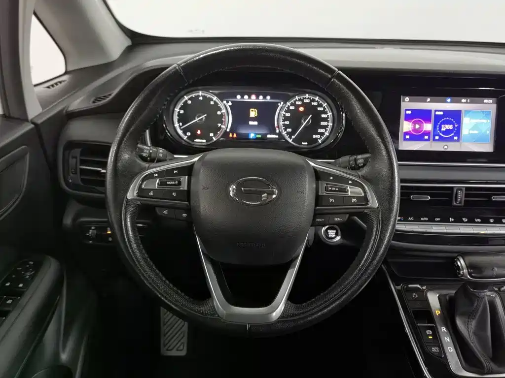 GAC Trumpchi M6 2020 — фото 11
