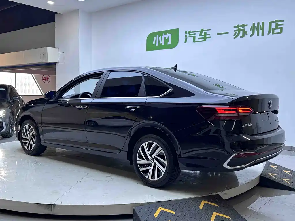 Volkswagen Lavida 2022 — фото 4
