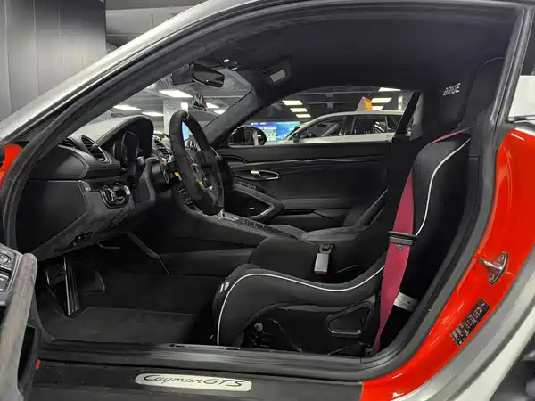 Porsche 718 2018