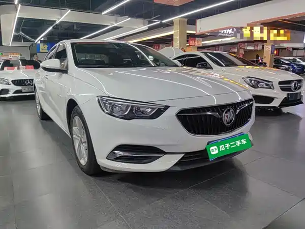 Buick Regal 2018
