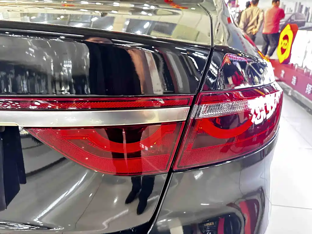 Jaguar XFL 2023 — фото 21