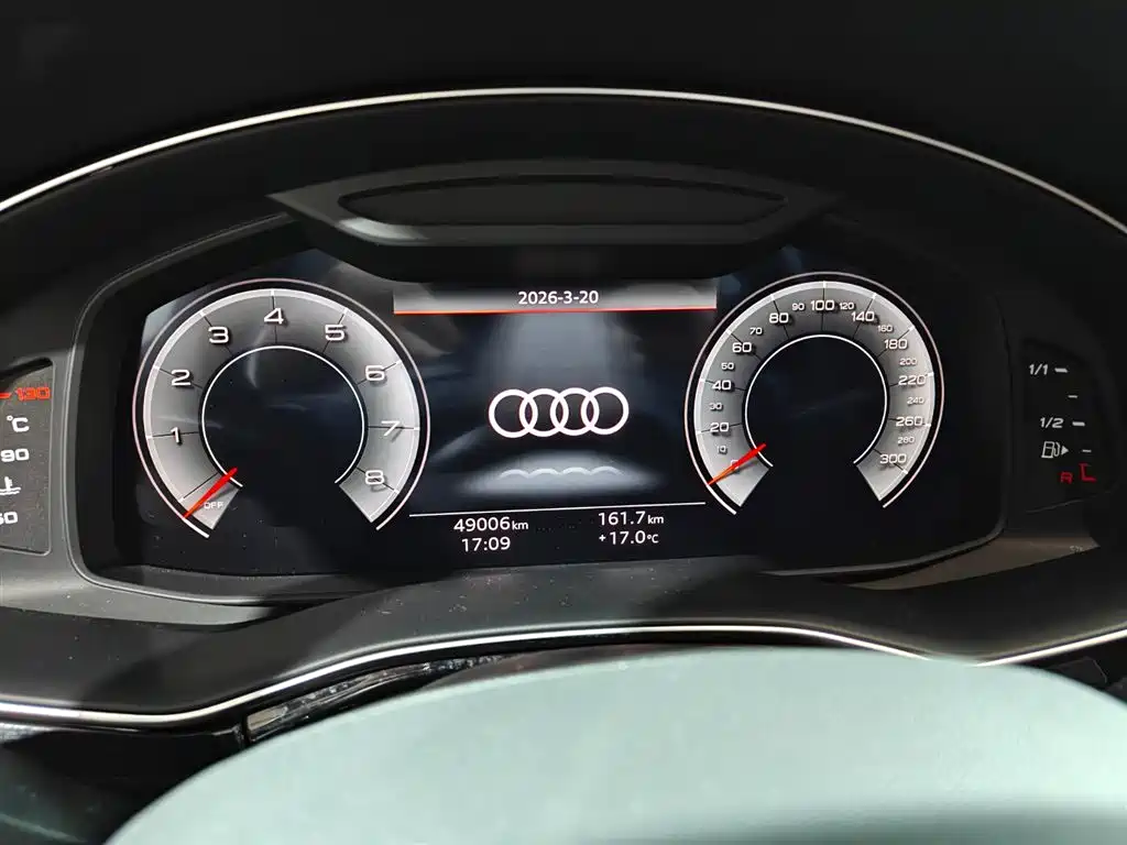 Audi Q7 2023 — фото 4