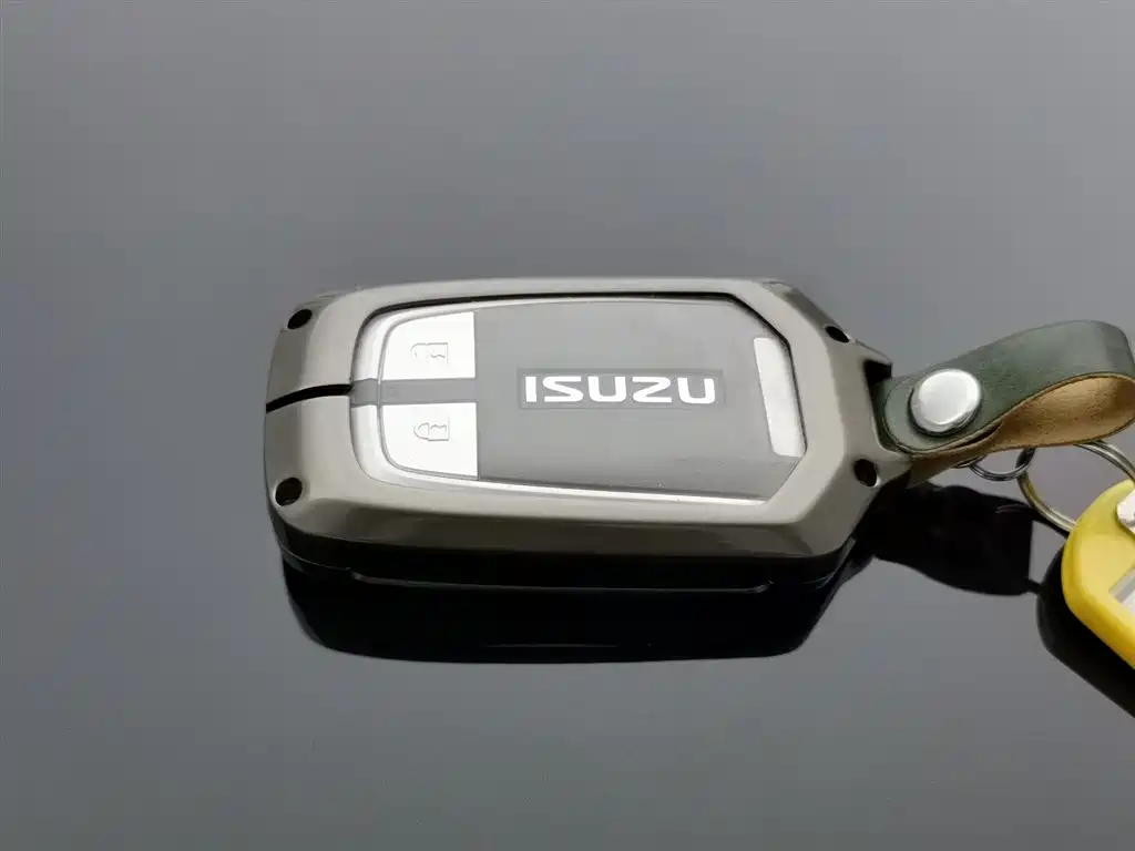 Isuzu MU-X 2023 — фото 19