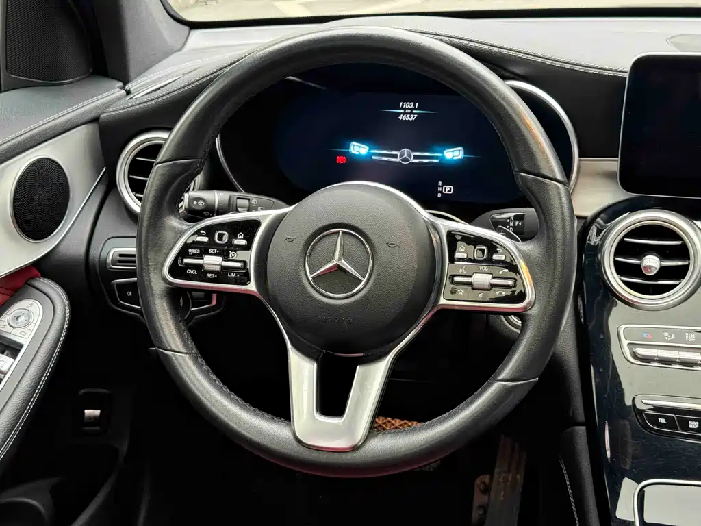 Mercedes-Benz GLC 2020 — фото 14