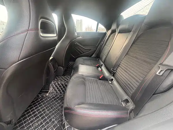 Mercedes-Benz CLA 2016