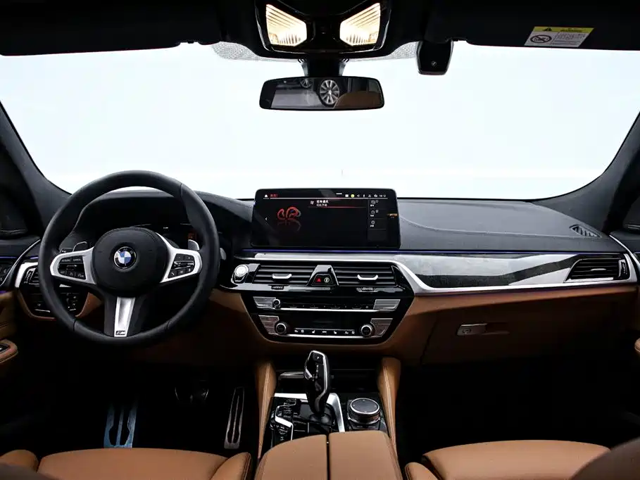 BMW 6 Series GT 2024 — фото 5