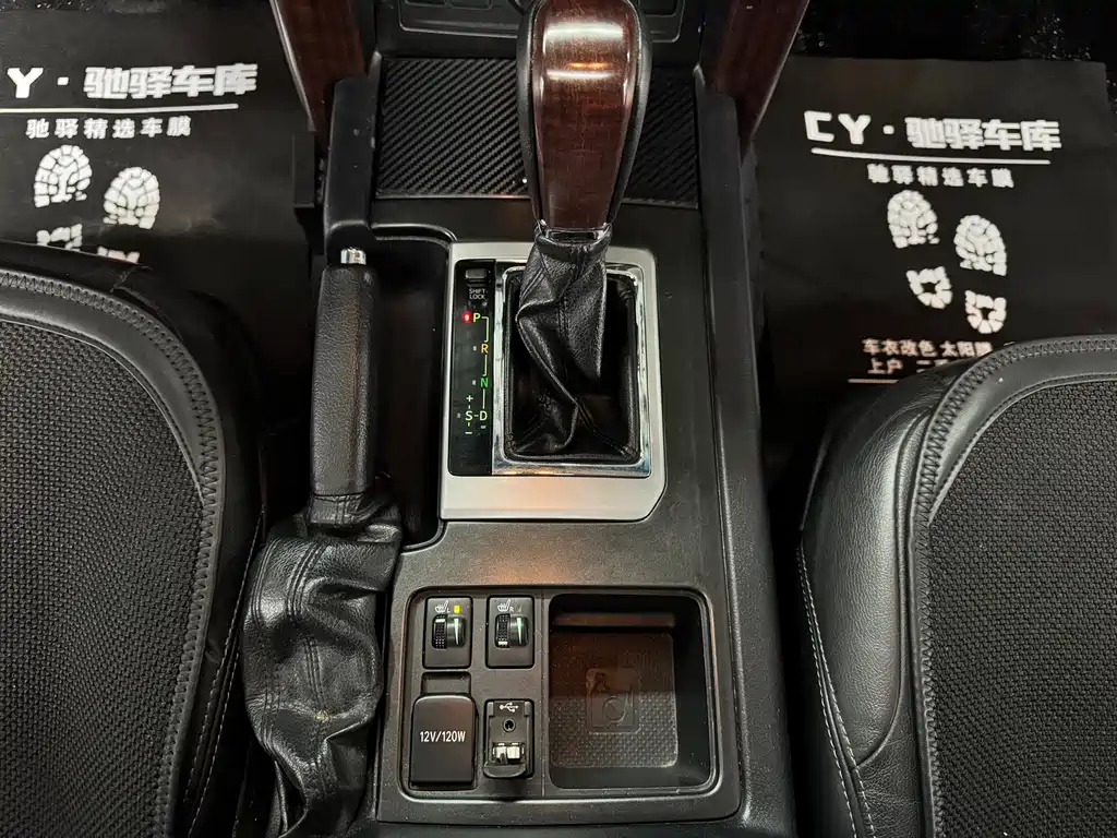 Toyota Prado 2017 — фото 18