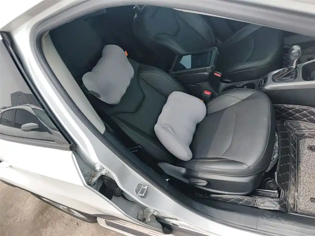 Jeep Compass 2017 — фото 20