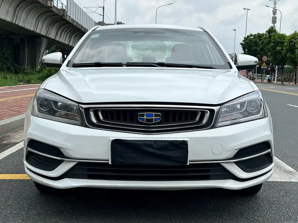 Geely Emgrand 2018