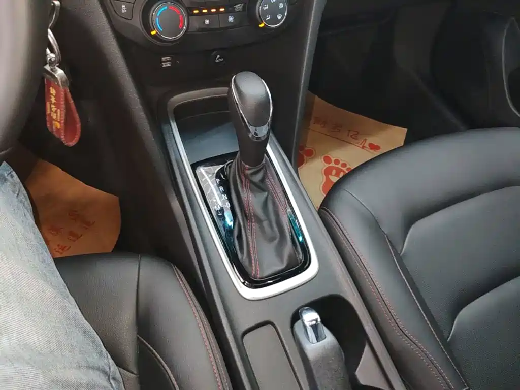 Chevrolet Monza 2019 — фото 14