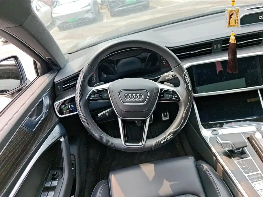 Audi A6L 2025 — фото 15