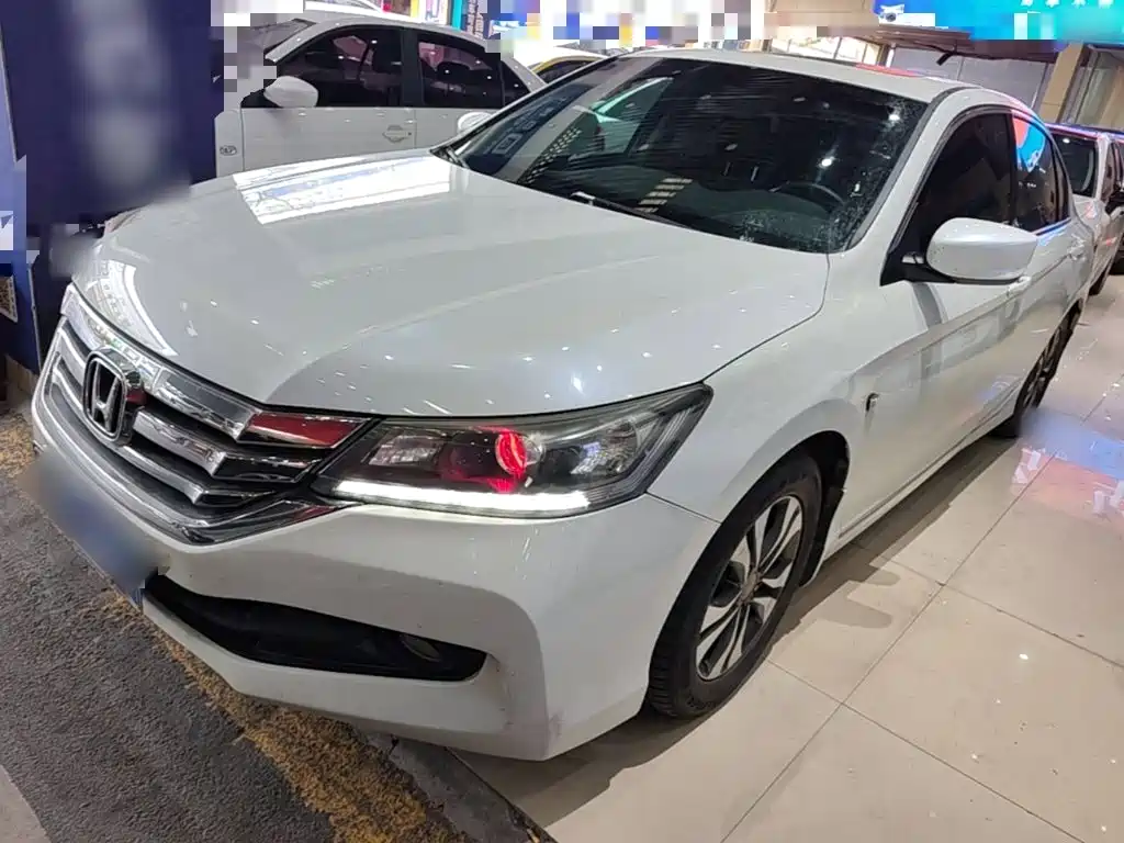 Honda Accord 2016 — фото 2