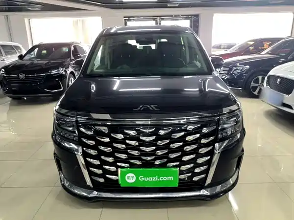 JAC Ruifeng RF8 PHEV 2024